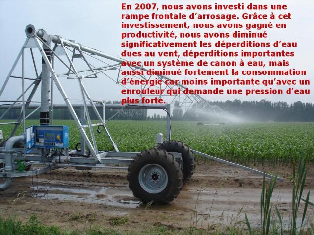 rampe frontale, d’arrosage, eau, au vent, un enrouleur, pression, eau plus forte, douceur angevine, yaourt fermier, produit laitier, ferme, produit local, produits locaux