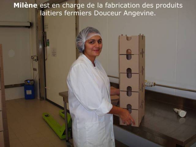 milene durand, douceur angevine, yaourt fermier, produit laitier, ferme, produit local, produits locaux, ferme, exploitation, jeune, tradition, traditions